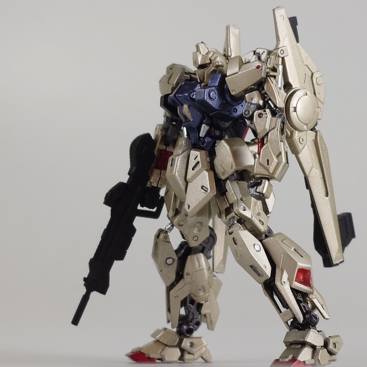 ガンダムアーティファクト 百式｜ノーフェイスさんのガンプラ作品