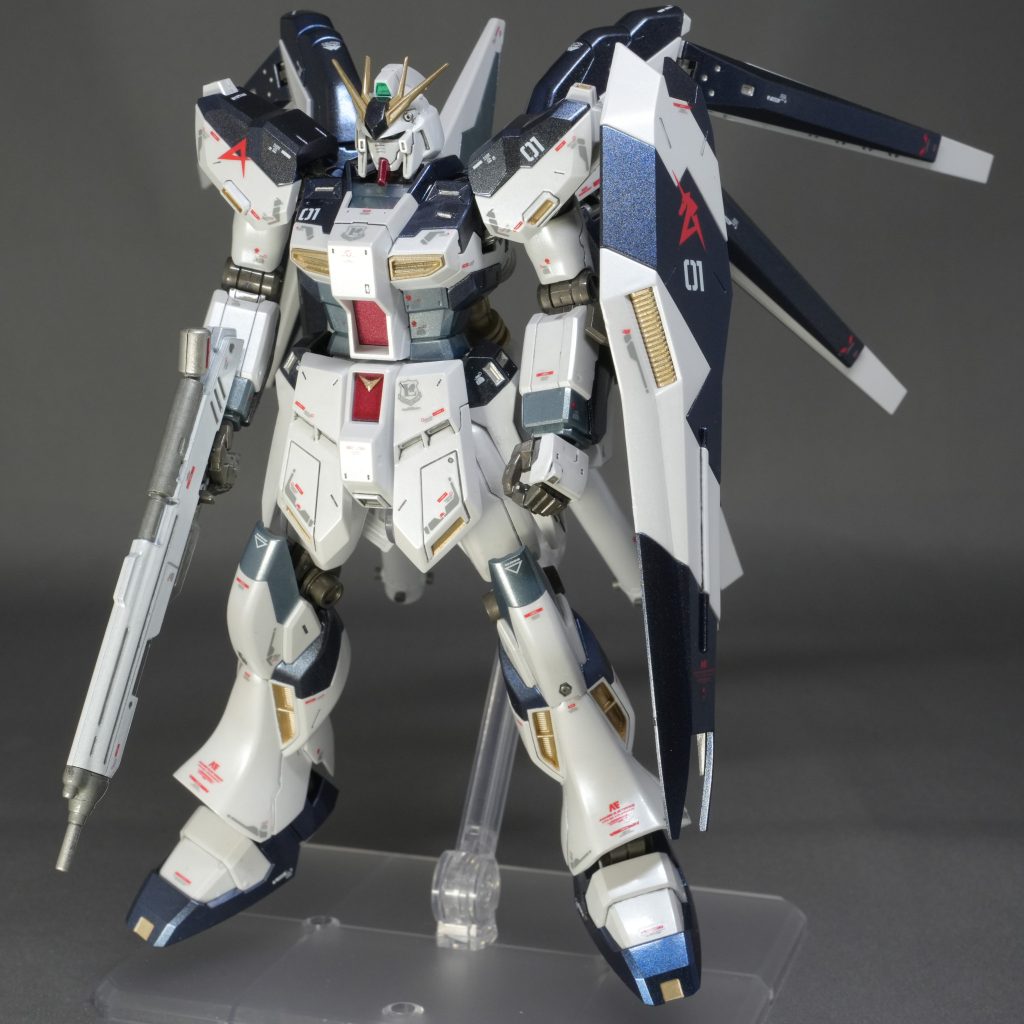 HGUC Hi-νガンダム』を普通のνガンダムカラーにチェンジ！｜bossboss