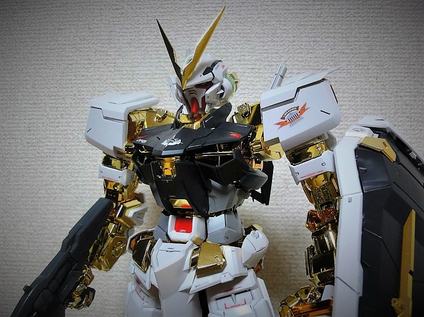 PG ガンプラ ゴールド LEDライト PG 1/60 RX-0 ユニコーンガンダム用