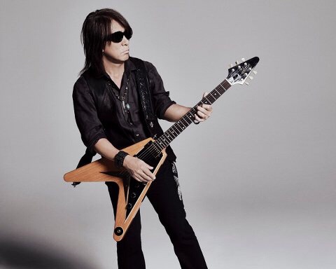 ギタリストニュース】B'z 松本孝弘 ディズニーのコンピレーション参加