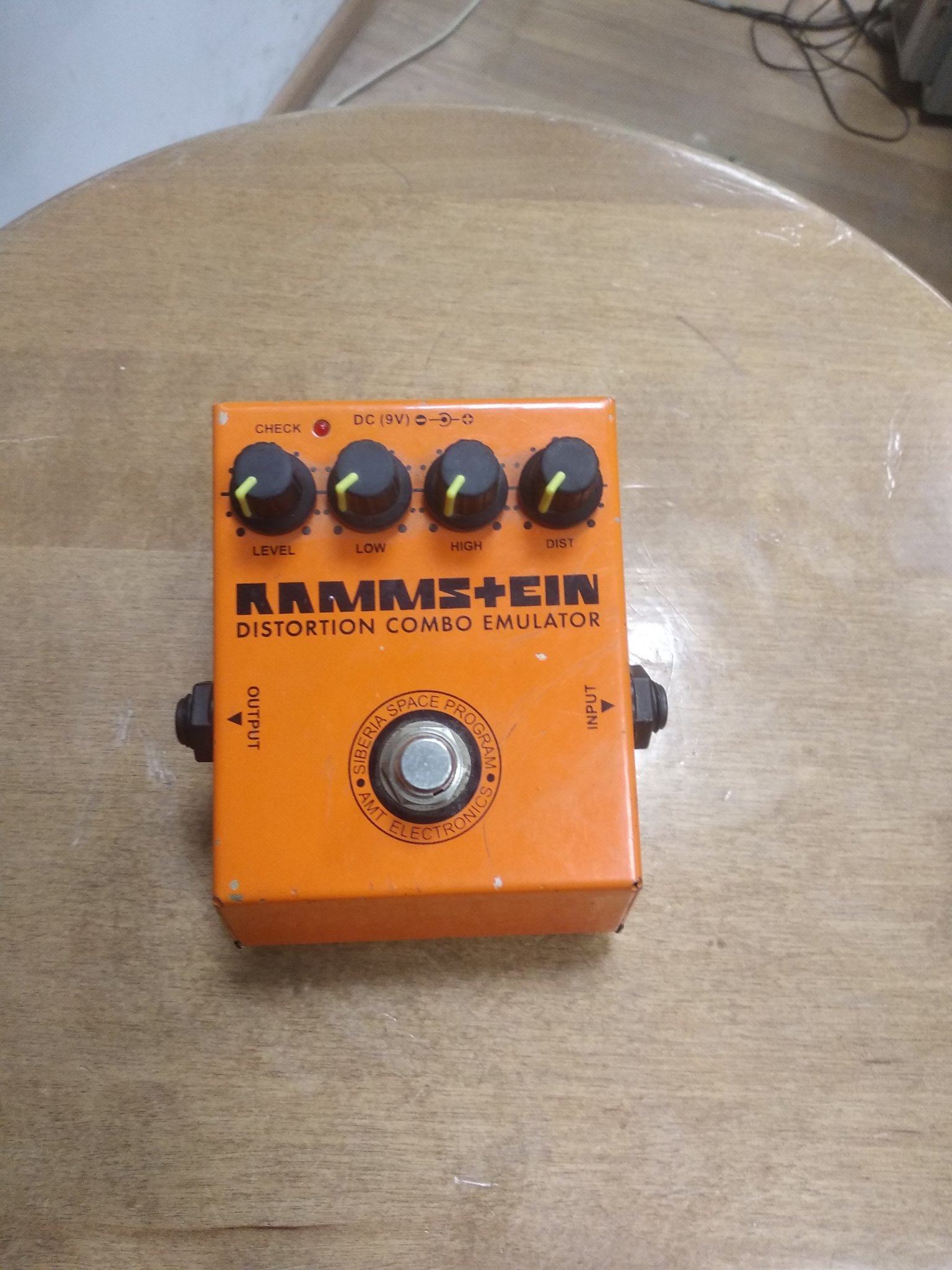 AMT Rammstein dist combo emuliator - equipment.effects.amps