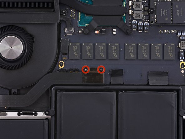 MacBook Pro 13インチ Retina Display Late 2013 の右側スピーカーの