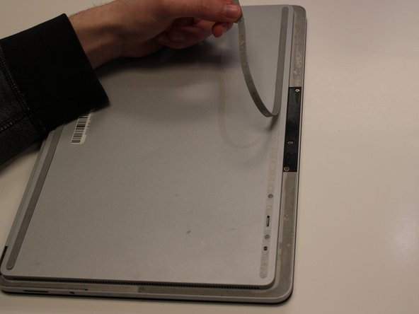 Surface Laptop Studio SSDの交換 - iFixit 修理ガイド