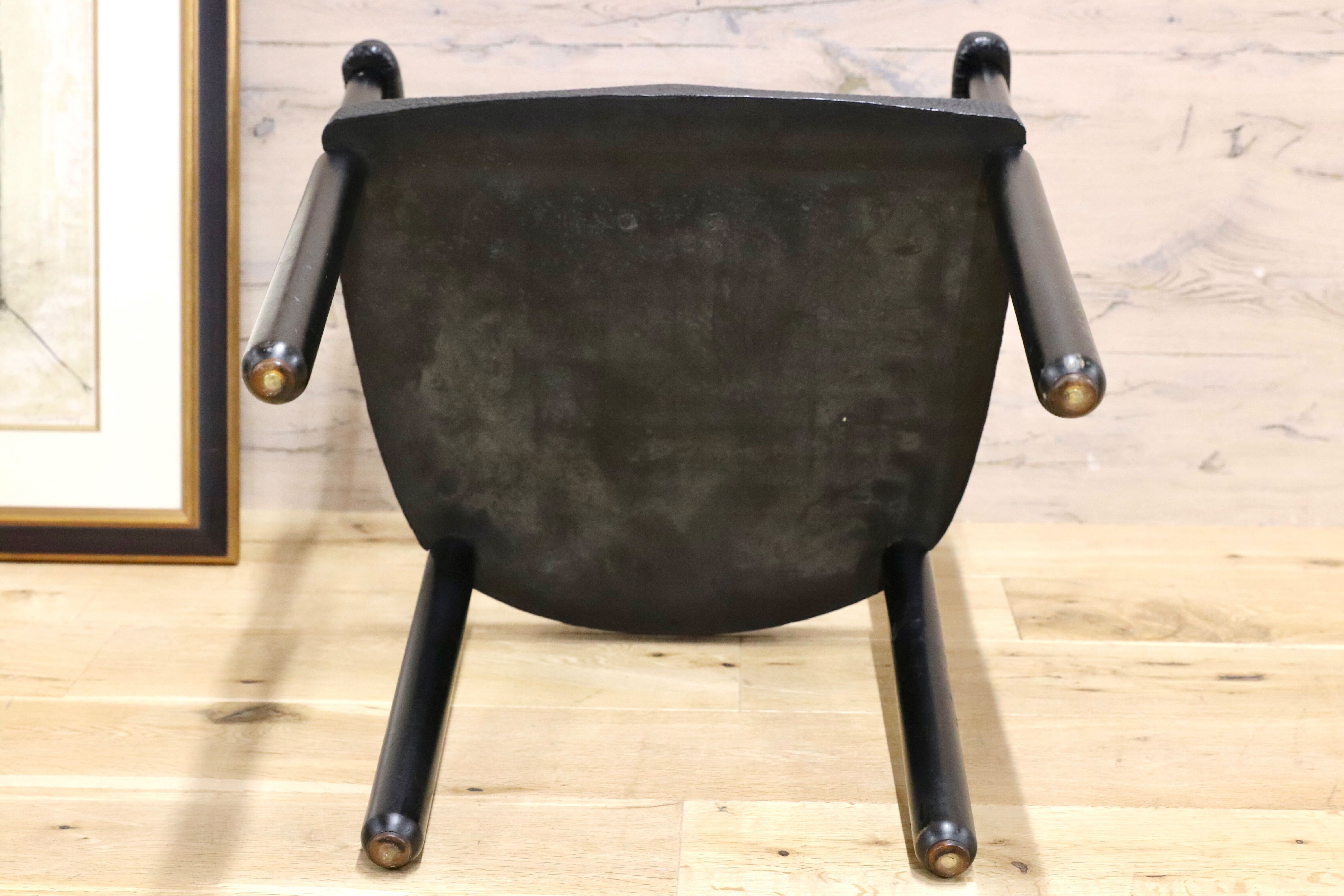 GMGK465A○レオナルド アームチェア ブラック スイス デザイナーズ家具