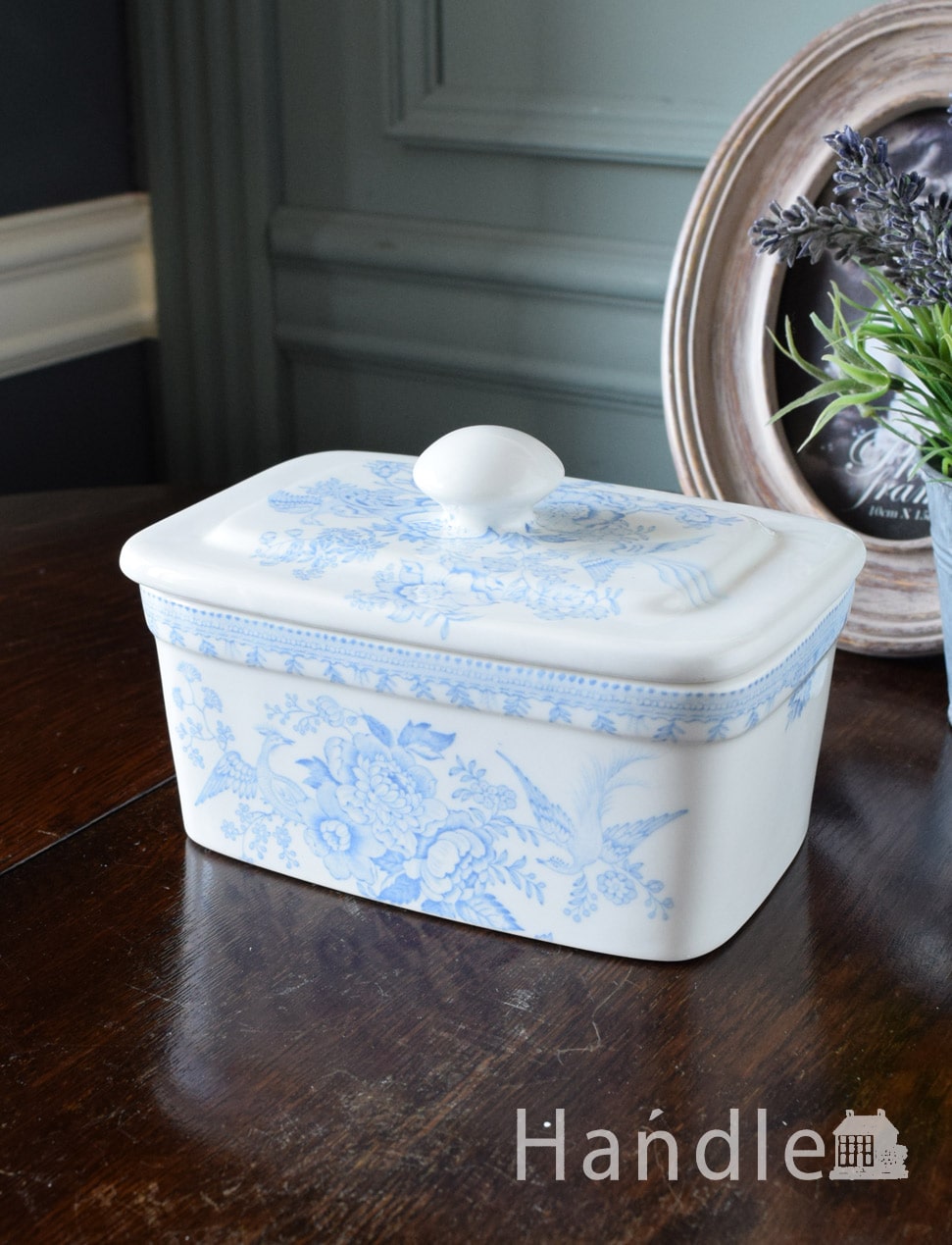 英国バーレイ社の陶磁器、ブルーアジアティックフェザンツのふた付き