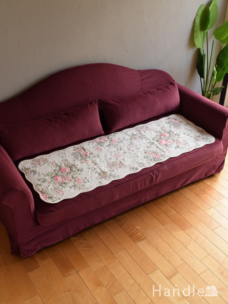 フランスのお花畑をイメージした、リバーシブルタイプのキルトマット