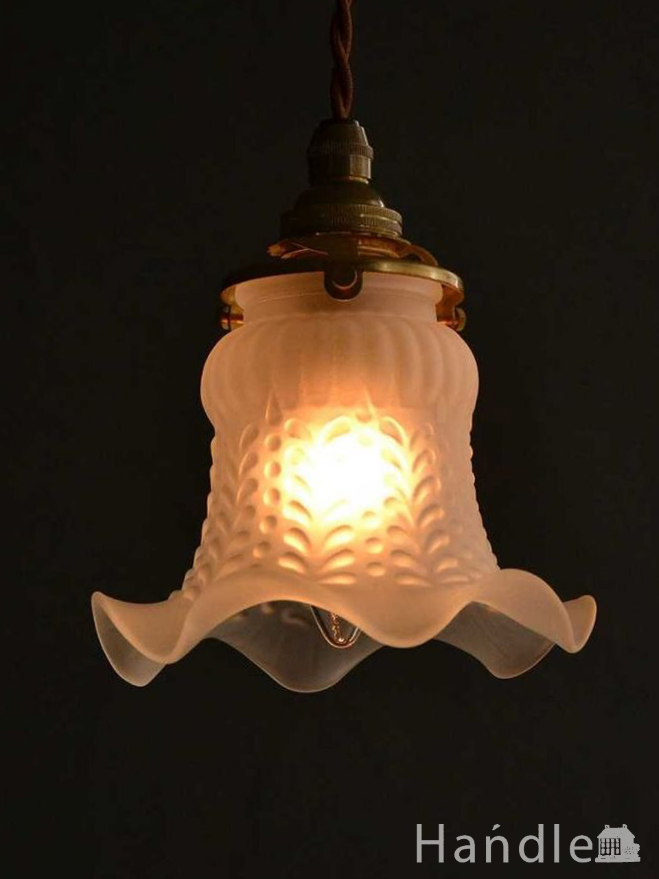 アンティーク調のおしゃれなガラスペンダントライト（コード