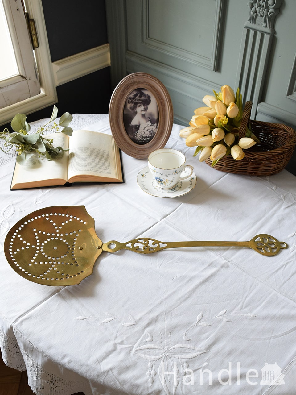 イギリスで見つけた真鍮製のキッチングッズ、ブラスクリームスキーマー