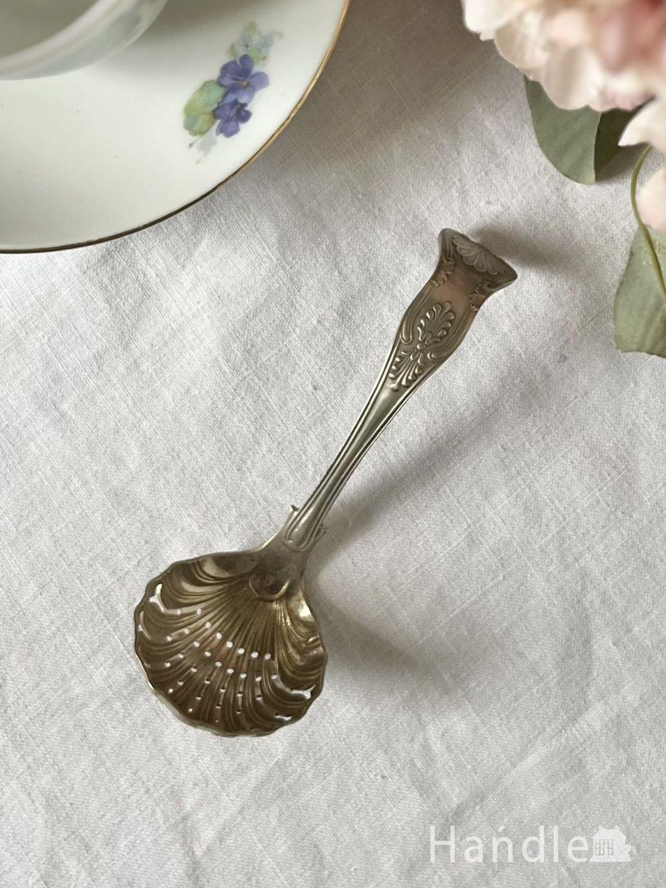 シュガーシフタースプーンとは？アンティークカトラリーの歴史と魅力