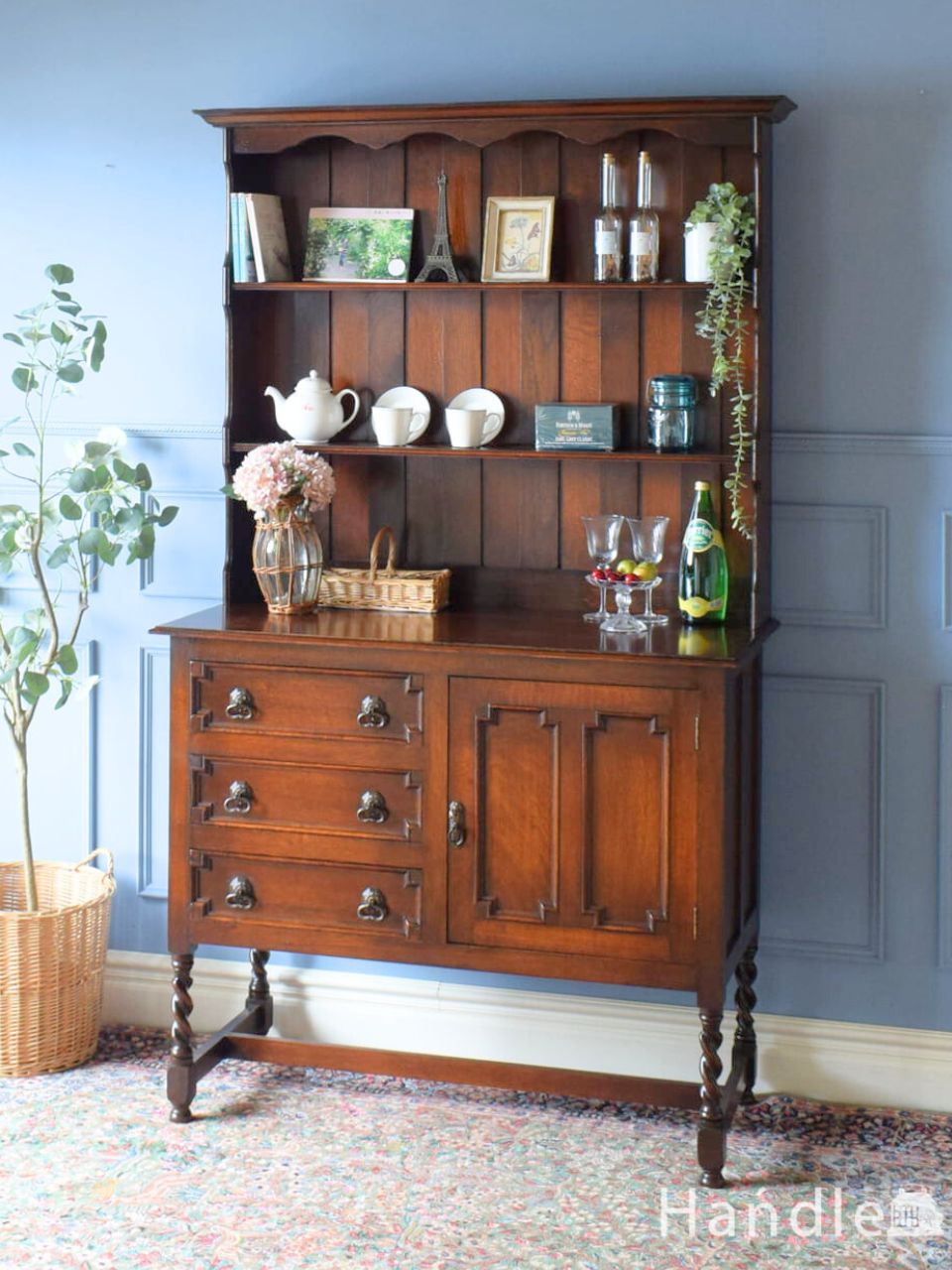 ナチュラルな雰囲気がとっても可愛いオールドパイン材のオープン