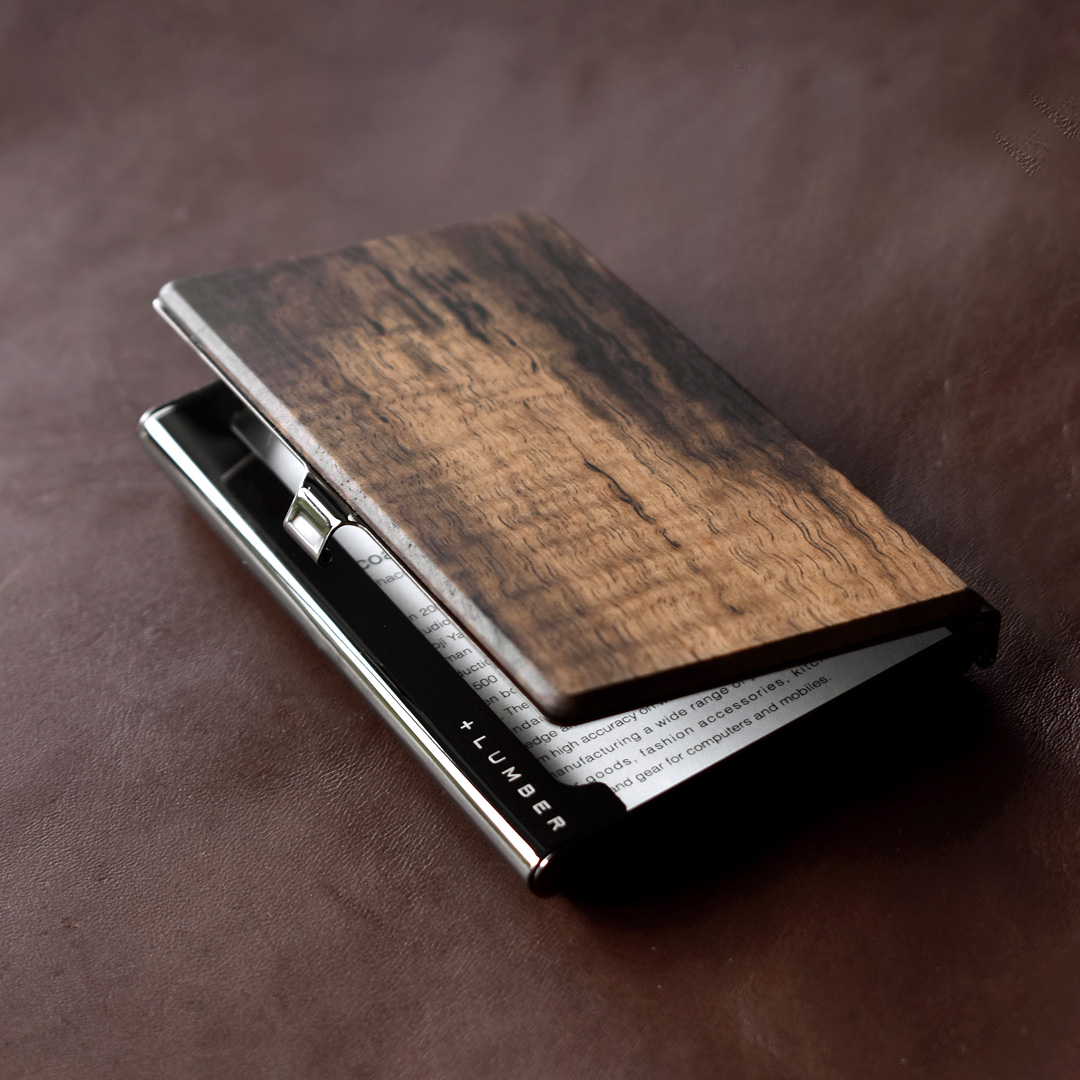 一部店舗限定】CARD CASE – 黒柿 | 名入れギフト・木製デザイン雑貨の
