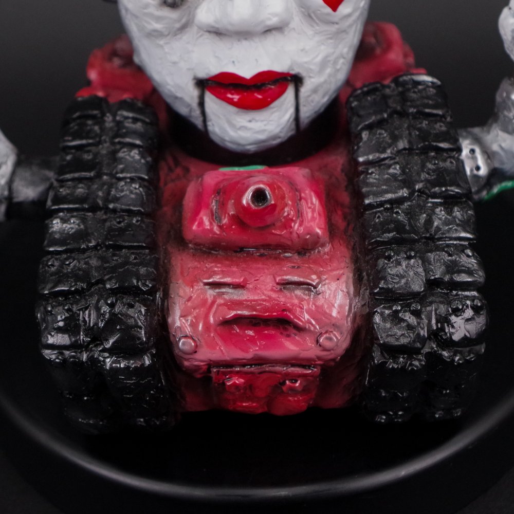 7月2日(水)18時より抽選開始】【SNAIL TOYS】朧戦車〜紅〜 が登場