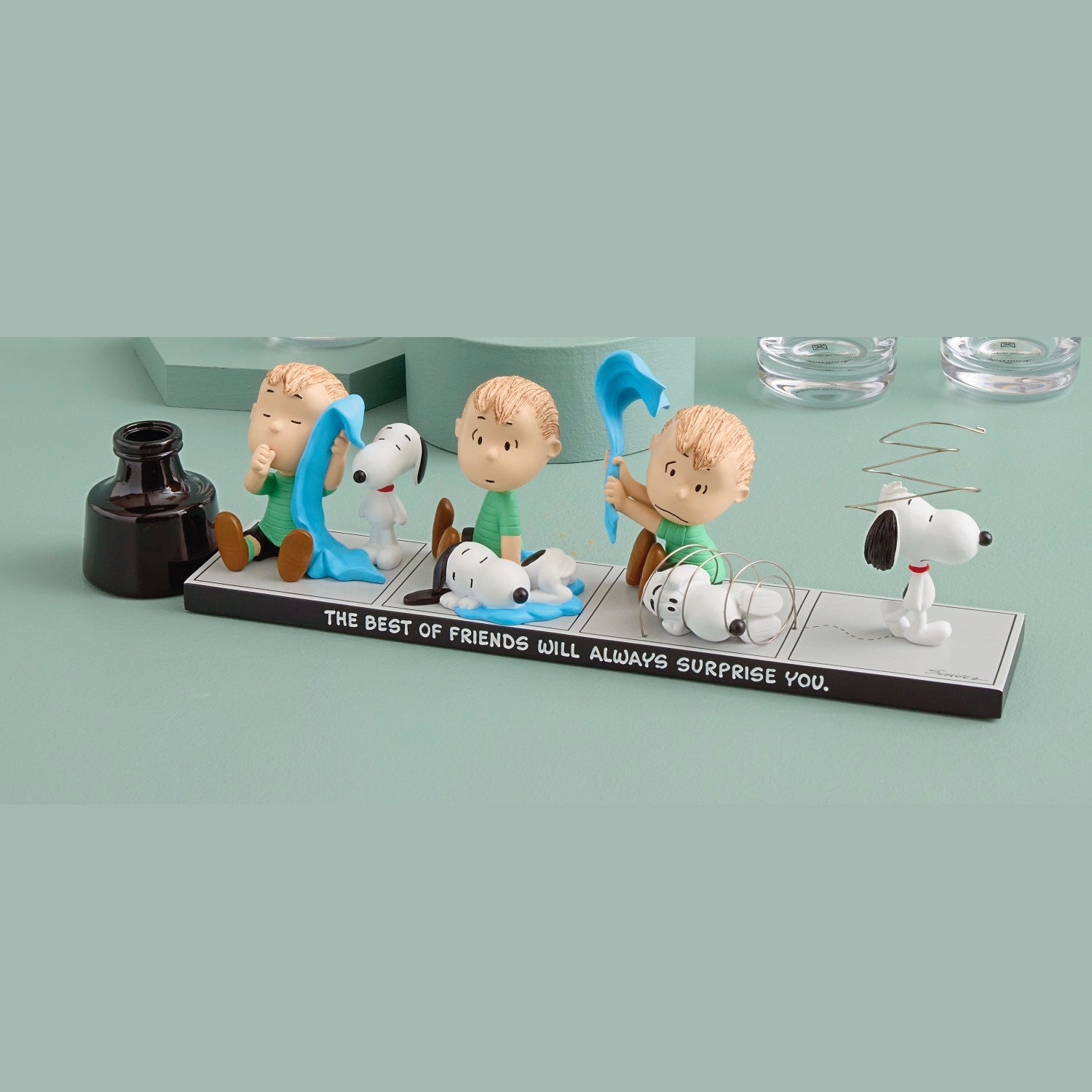 The Peanuts® Gallery Best Friends Linus and Snoopy Limited Edition