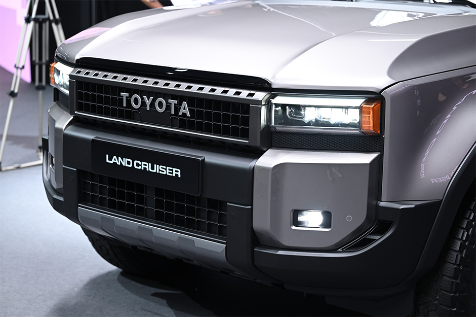 LAND CRUISER・【新型ランクル250詳細解説】 ライトの違いはグレード