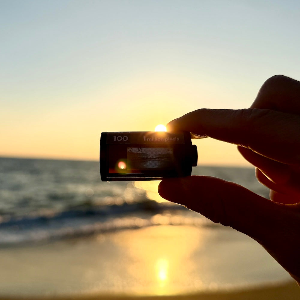 フィルム型デジカメ – HATCH