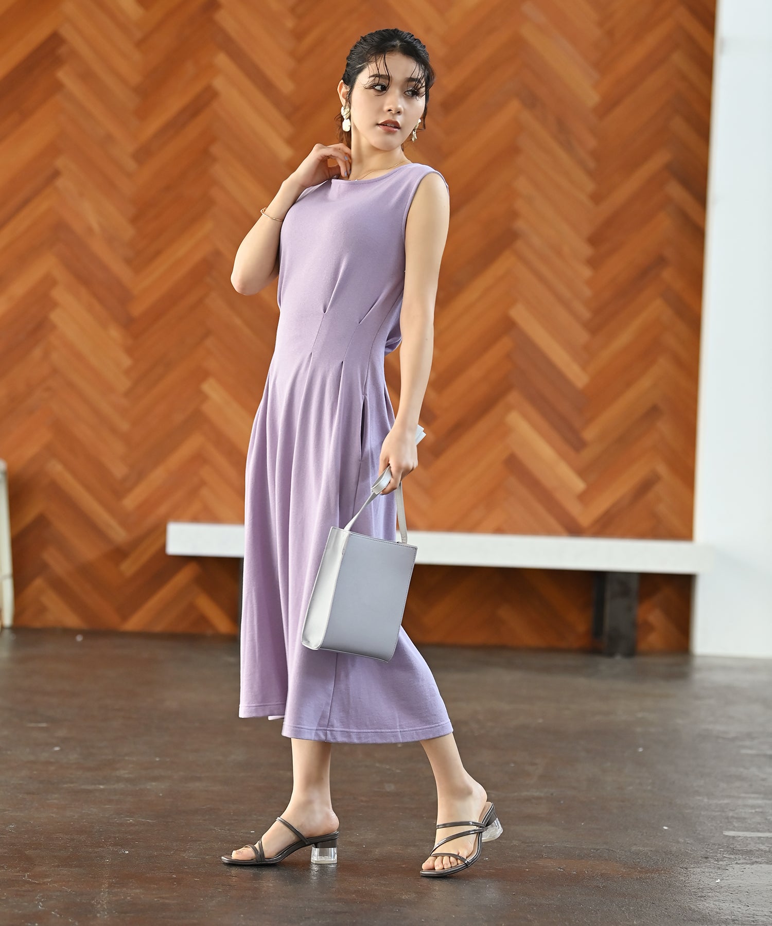 ノースリーブタックワンピース – ワンピース・ドレス – HEART CLOSET