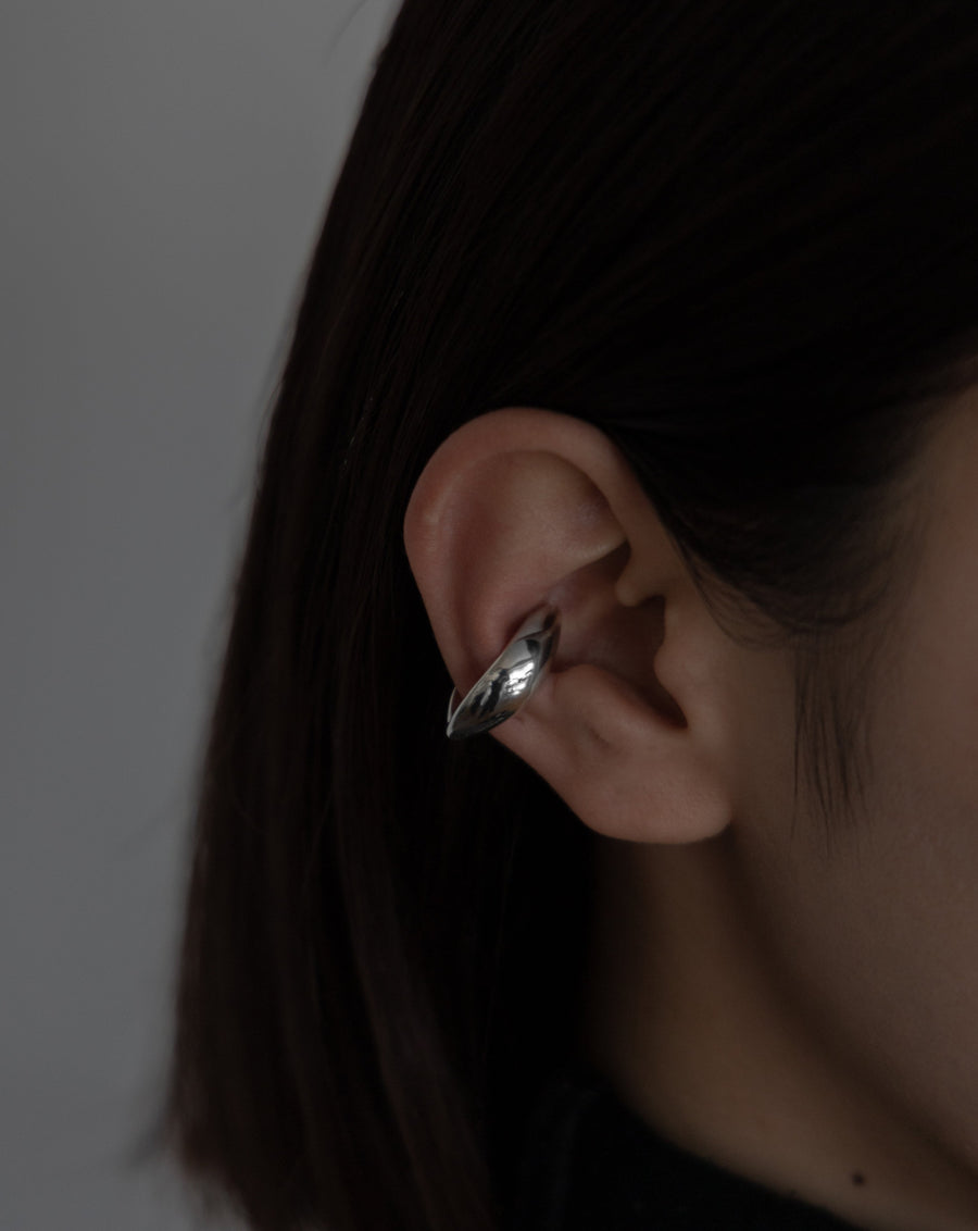 TOBARI ZOÉ EAR CUFF – h'eres