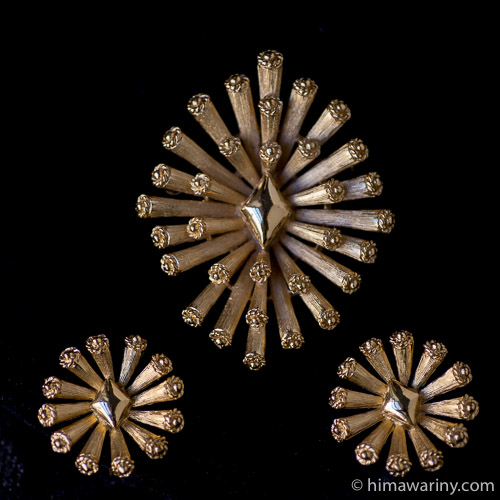 Trifari トリファリ-ダイヤダリア・ブローチ＆イヤリング・セット