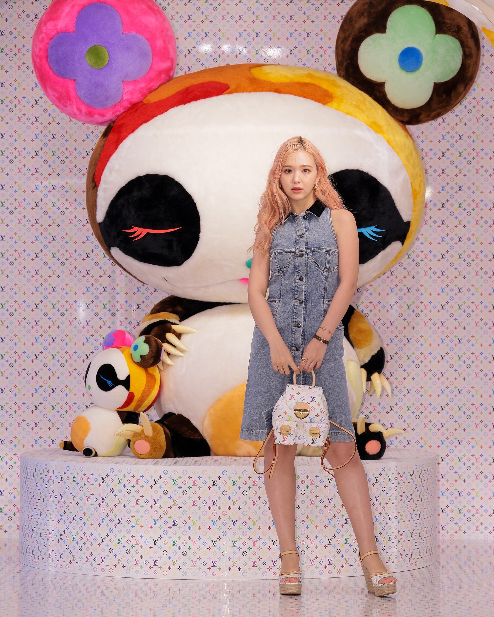 ルイ・ヴィトン」と村上隆によるコラボレーションポップアップが原宿で