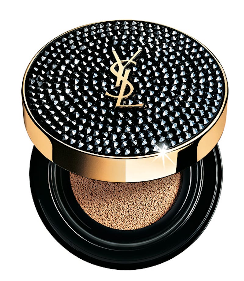 表参道】イヴ・サンローラン・ボーテ フラッグシップ ブティック