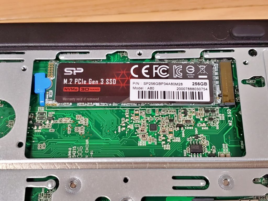 人柱レポ】予定より一週間早く届いた！ThinkCentre M75q-1 Tiny価格