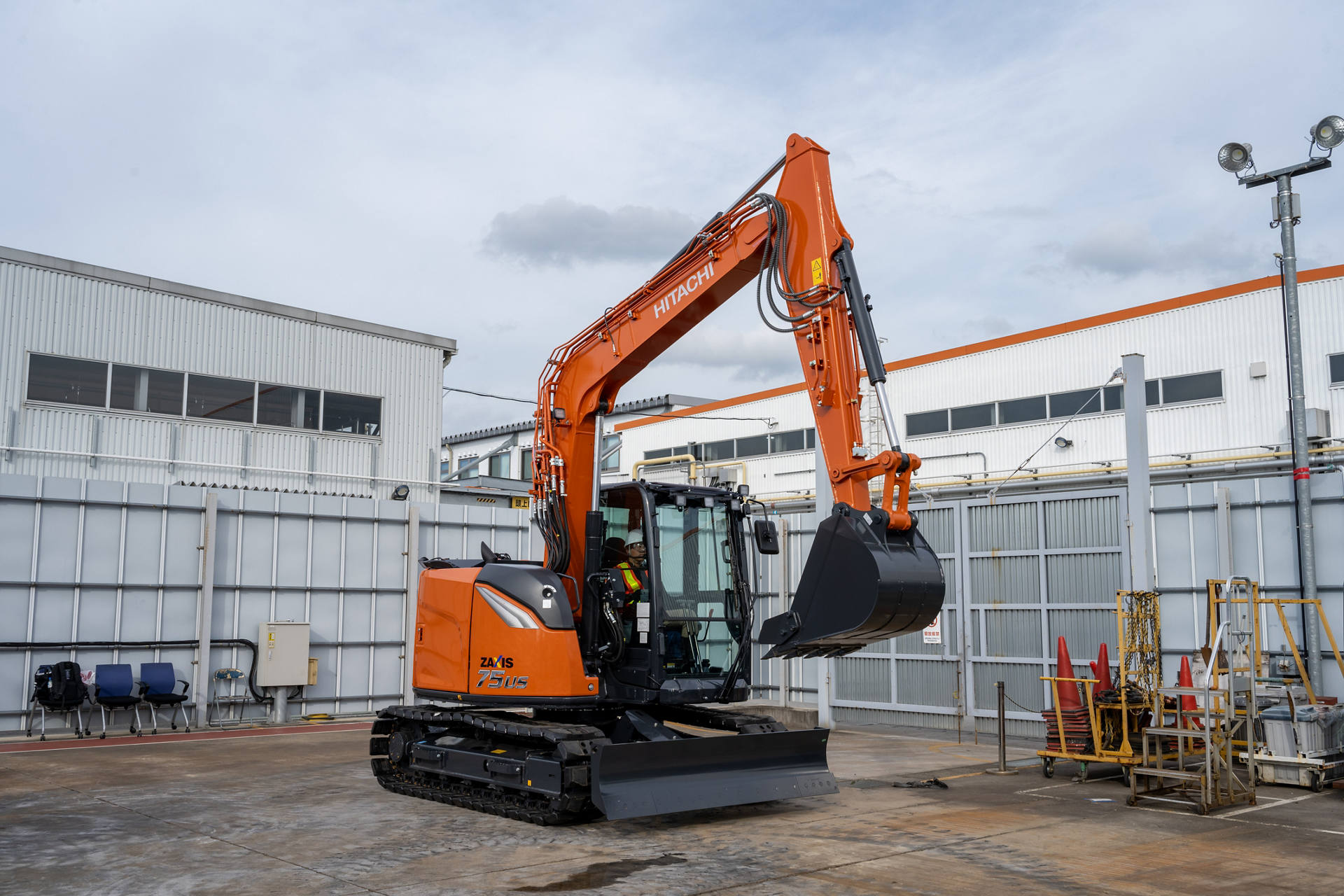 ZX75US-7 Compact Excavators - Hitachi Construction Machinery Americas