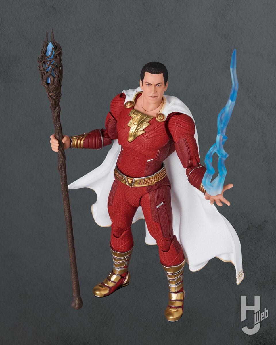 DCヒーロー・シャザムが『シャザム！～神々の怒り～』ver.でアクション