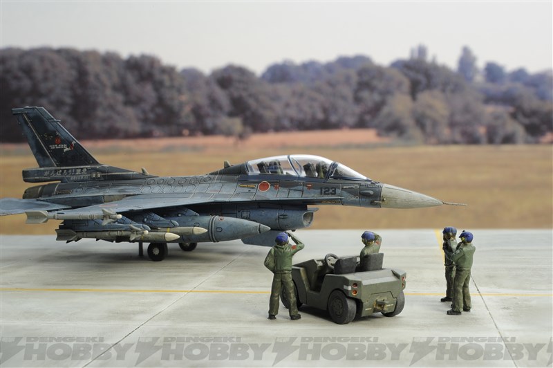 トミーテック技MIX「F-2」＆オプションアイテムで、ワンランク上の