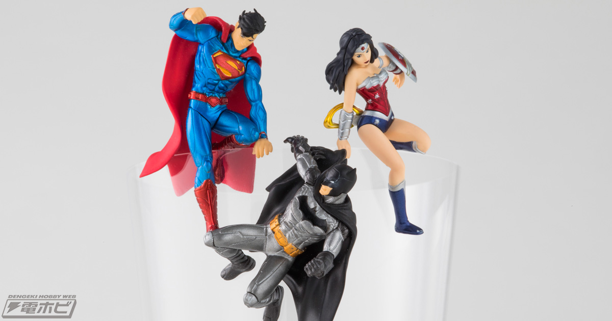 ジャスティス・リーグ』スーパーマンたちがコップのフチに集結！ミニ