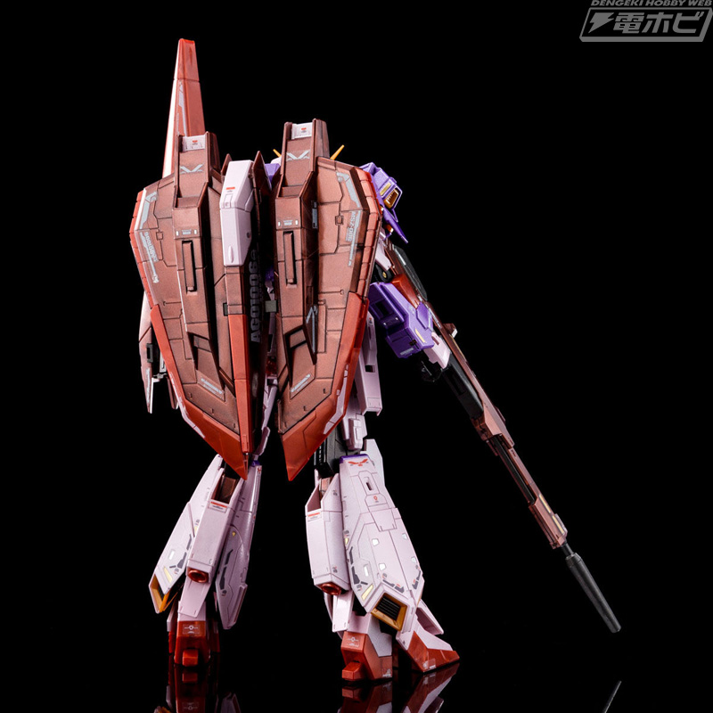 機動戦士Zガンダム』バイオセンサーイメージカラーのゼータガンダムが