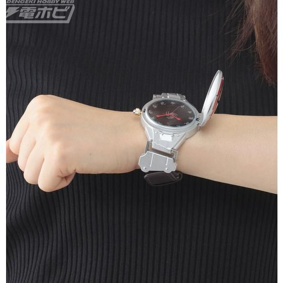 叩き込め、清めの音！『仮面ライダー響鬼』音撃鼓をイメージした腕時計