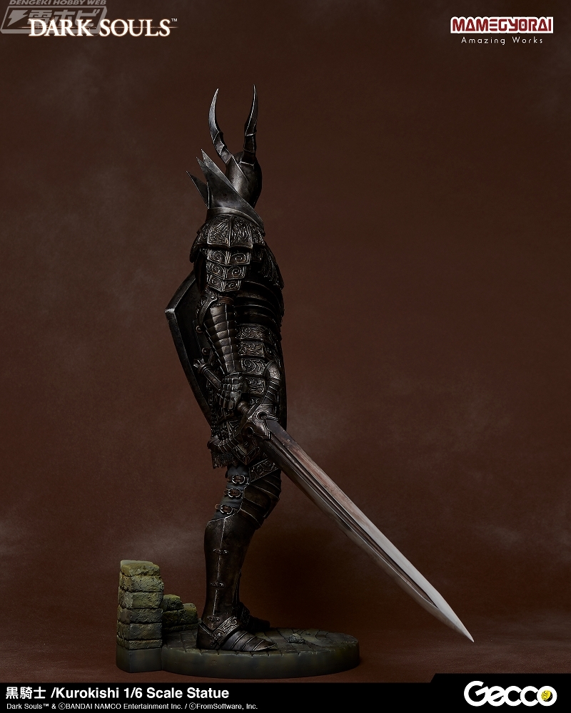 ダークソウル』黒騎士が全高約41センチの超リアルなスタチューに！鈍い