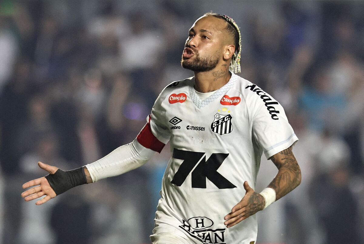 サントスの元ブラジル代表FWネイマールが4か月半ぶり得点 26年北