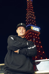 巨人】坂本勇人の「特別な1年」 オレンジに輝く東京タワーが通算