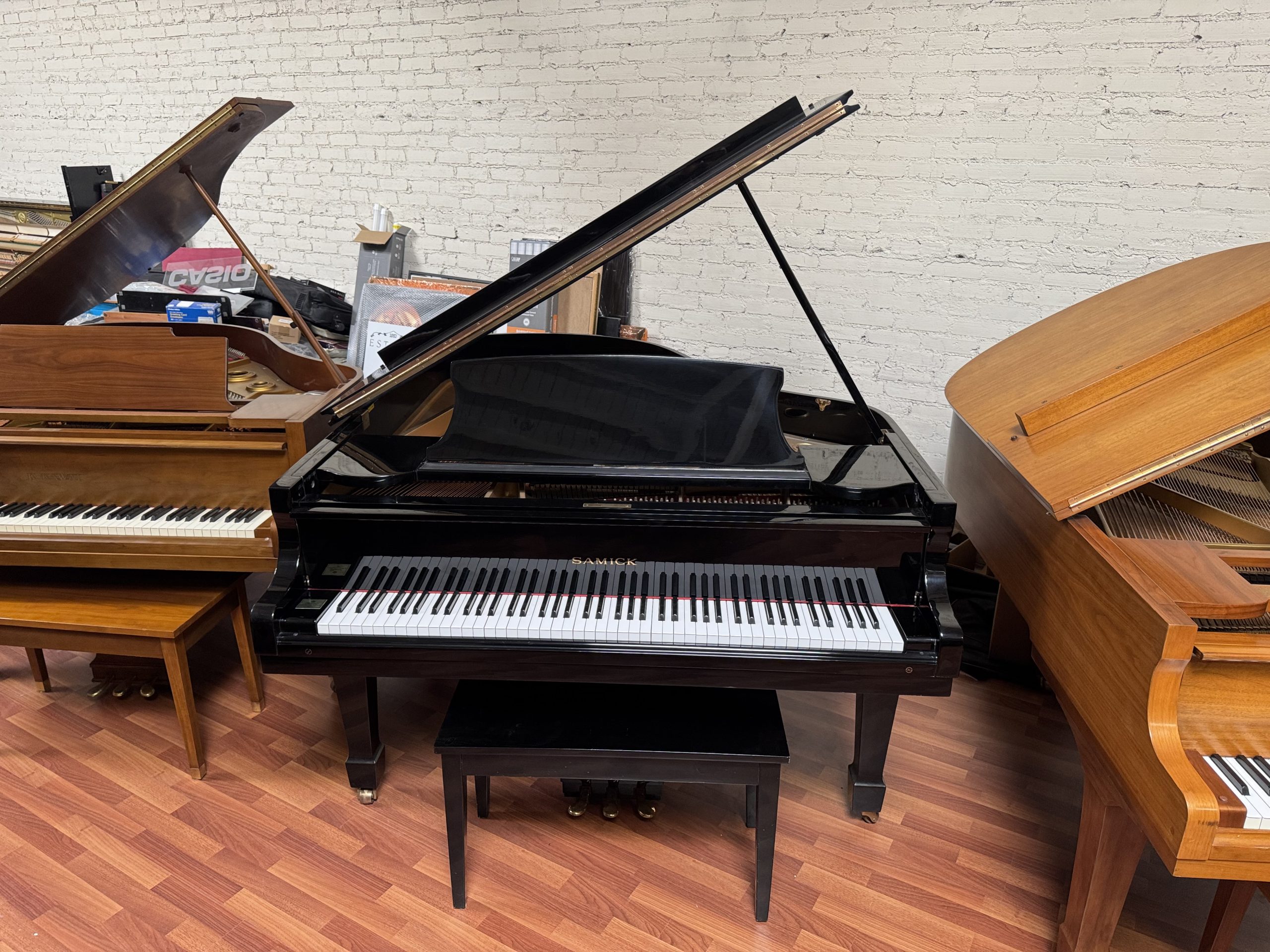 Samick SG-185 - Hollywood Piano - Los Angeles, CA