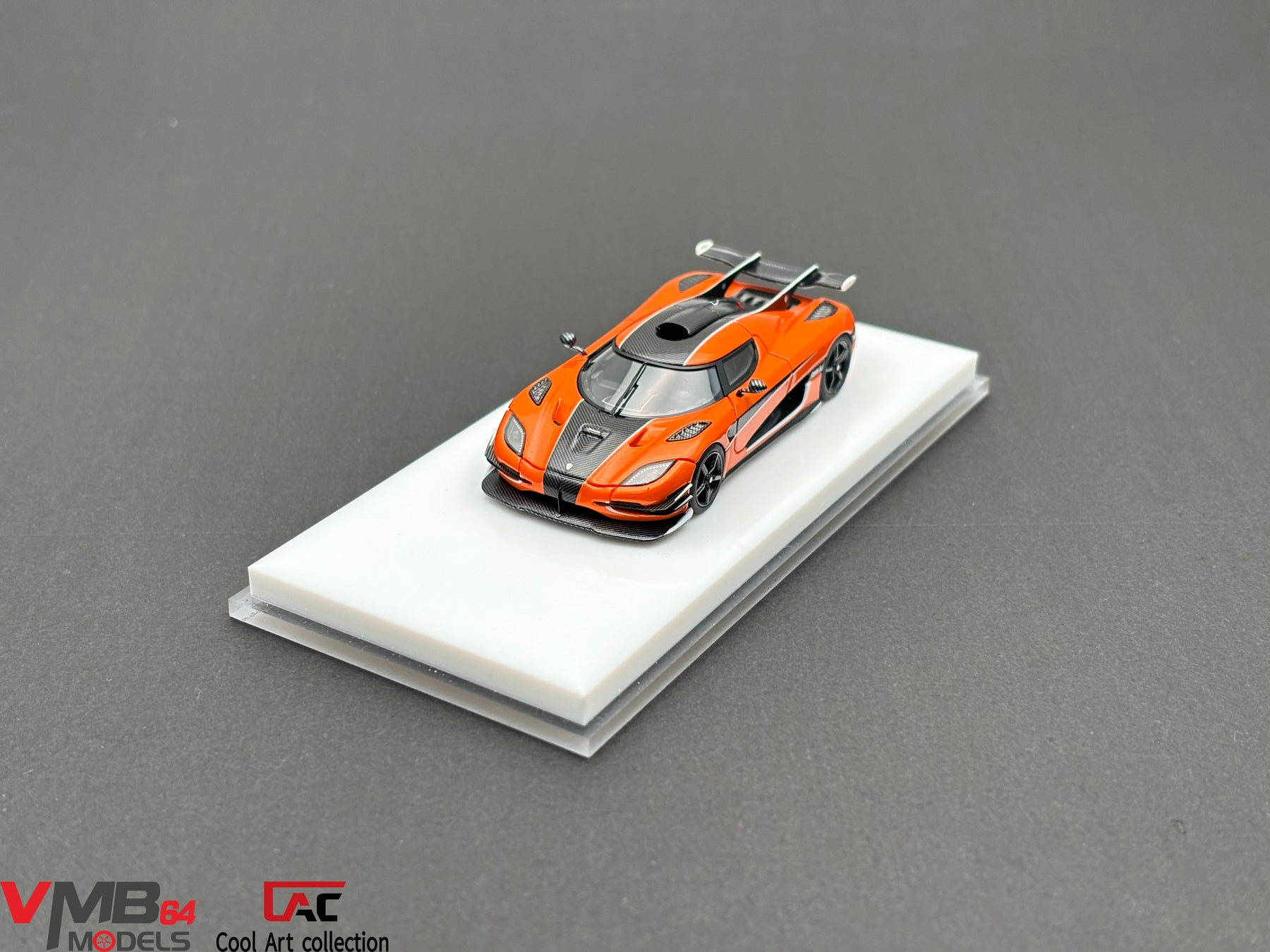 VMB 1:64 Koenigsegg one:1 orange – Horizon Diecast