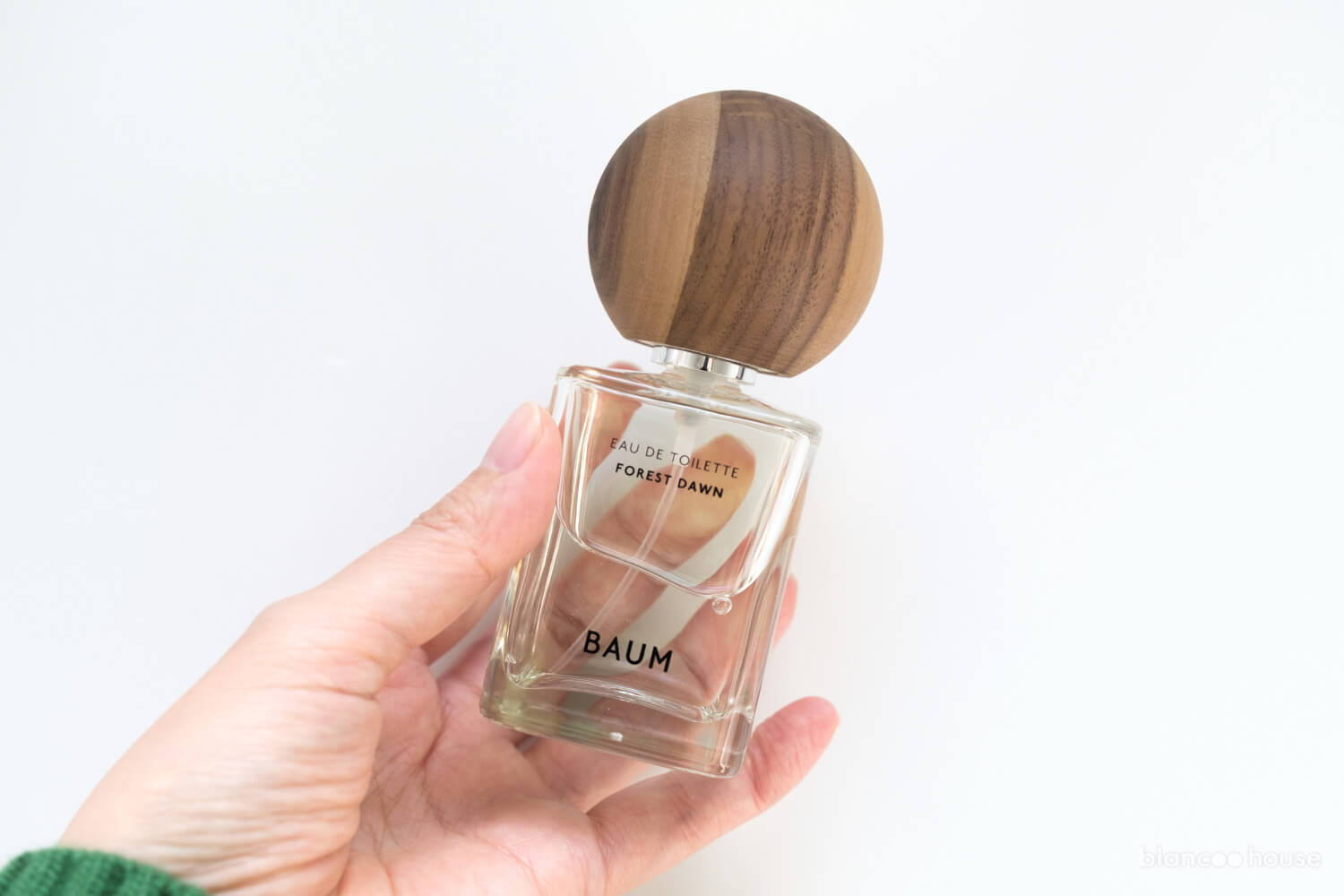 レビュー】ウォールナット木材を使用！BAUM の限定香水 オードトワレ