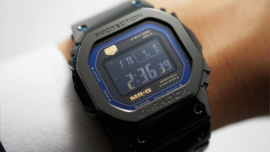 Gショック MR-G B5000BA-1JR】静かなる強さ「青墨」を表現したブルーの