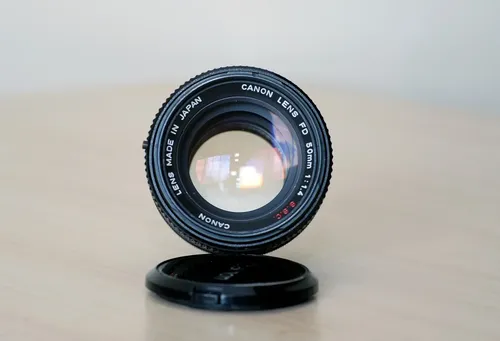 Câmera Analógica Canon Ae1 + Lente Canon Fd 50mm F1.4 Preto