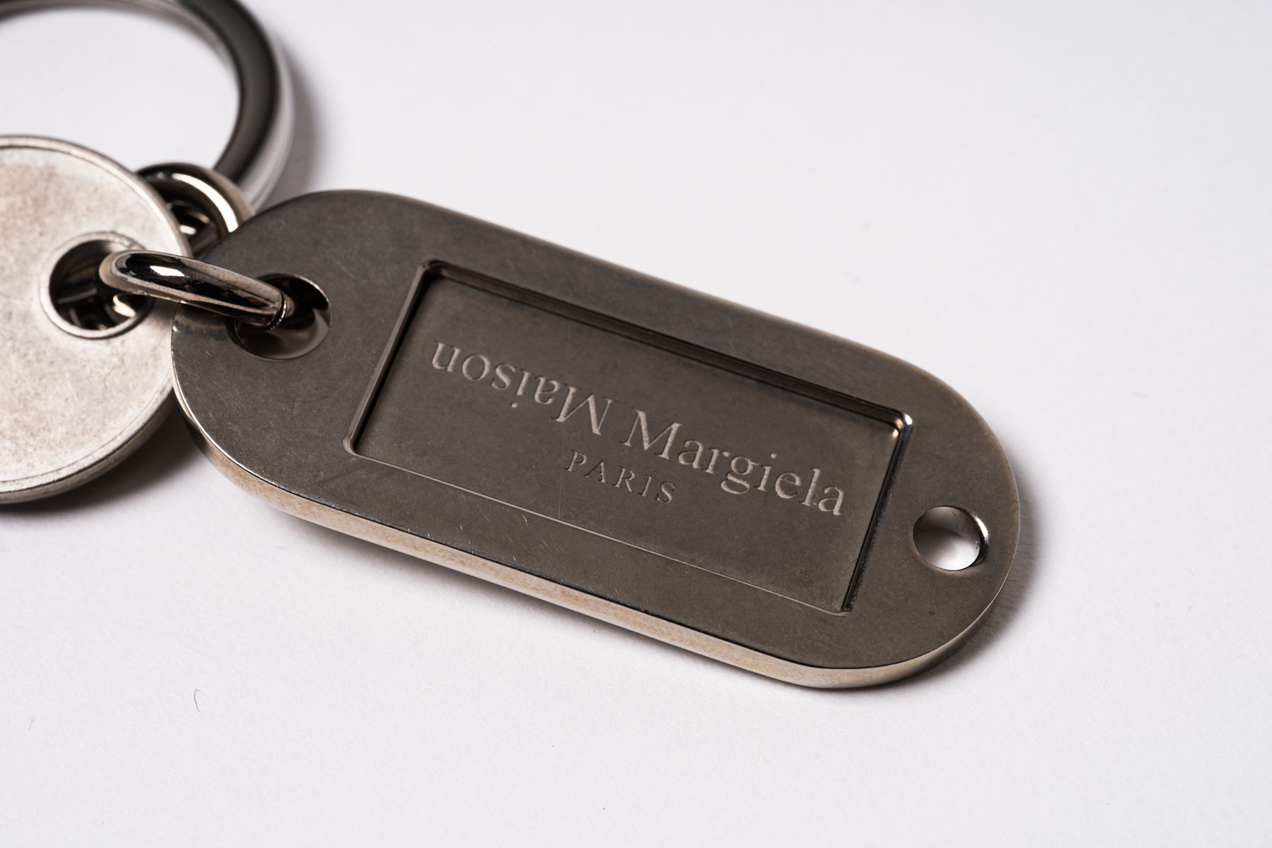 Maison Margiela Silver Tag Necklace & Key Motif Holder | HUES 福岡