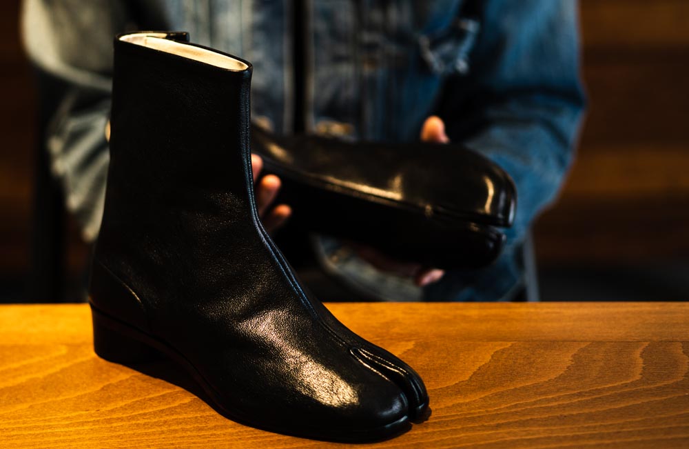 メゾンマルジェラのタビブーツ3cm ヒール | HUES 福岡セレクトショップ