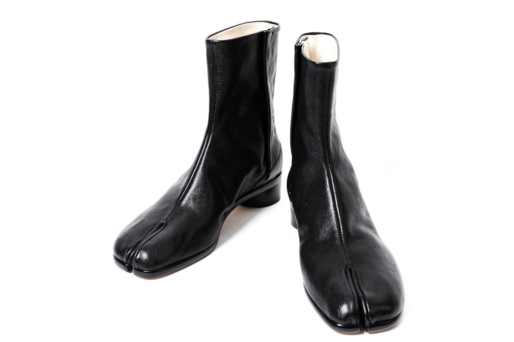 メゾンマルジェラのタビブーツ3cm ヒール | HUES 福岡セレクトショップ