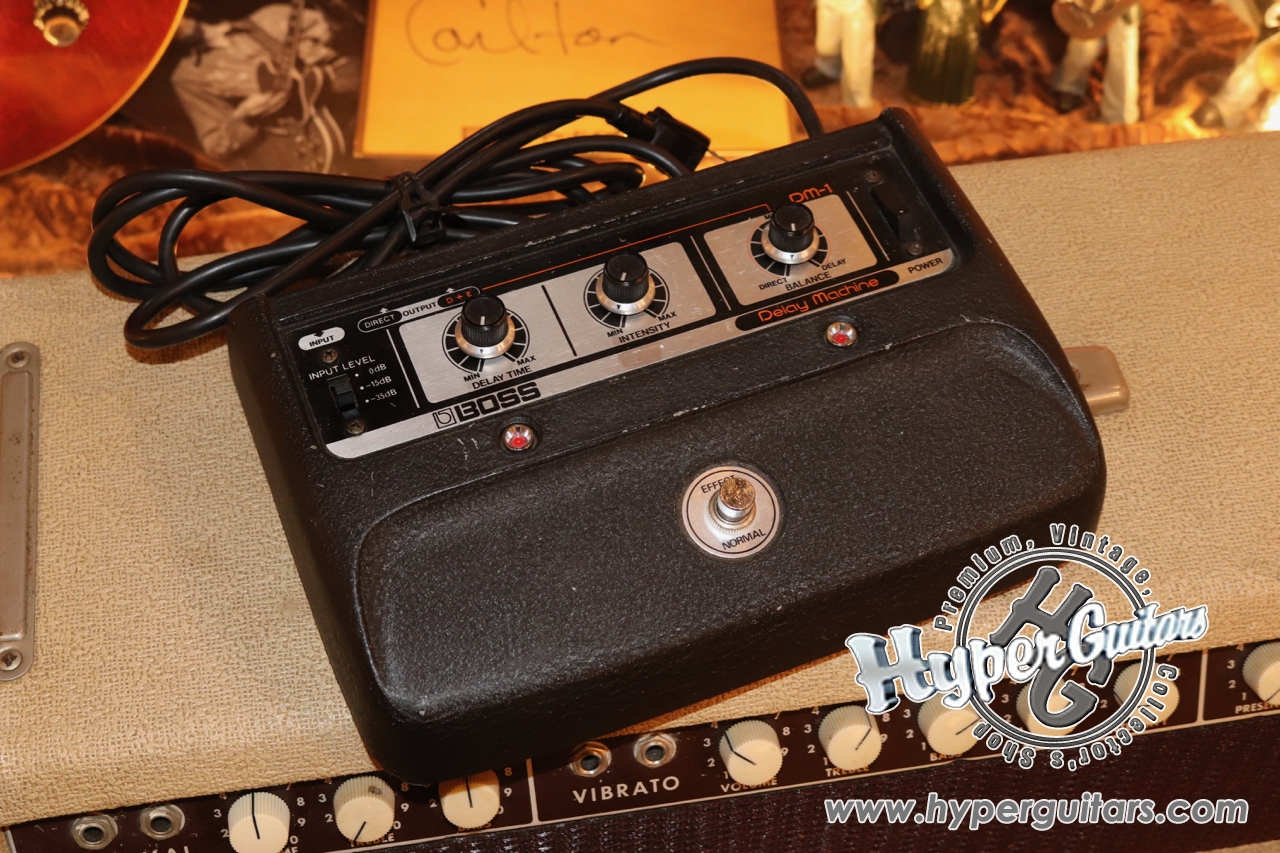 Boss 80's Delay Machine DM-1 - Black - Hyper Guitars | VINTAGE