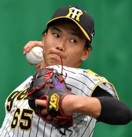 阪神 湯浅がWBC公式球で投手陣最多100球の熱投 変化球も多種類