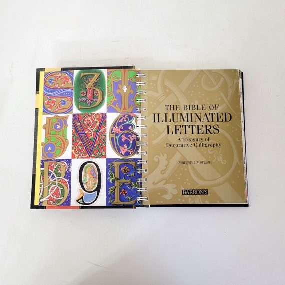 アート・デザイン・音楽 The Bible of Illuminated Letters Amazon