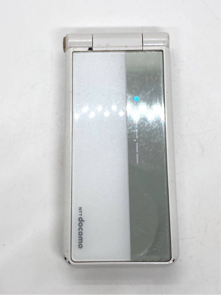 DOCOMO PANASONIC P-01E WATERPROOF JAPANESE FLIP PHONE KEITAI