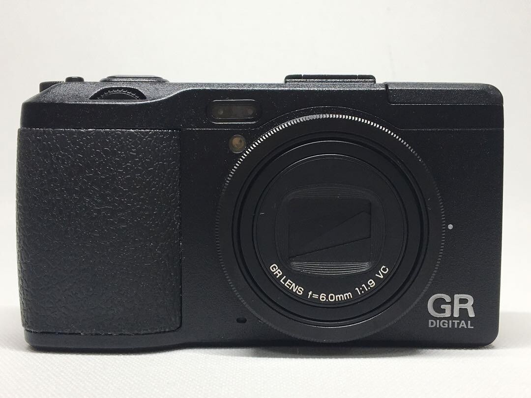 RICOH GR DIGITAL IV 10.4MP Digital Camera Black Body Japanese Only