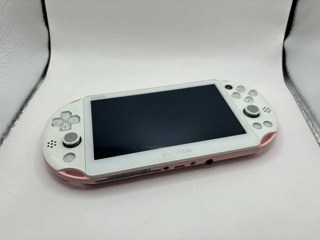 PSVita 2000 ライトピンク 本体 箱付き 美品 美品】 PlayStation Vita