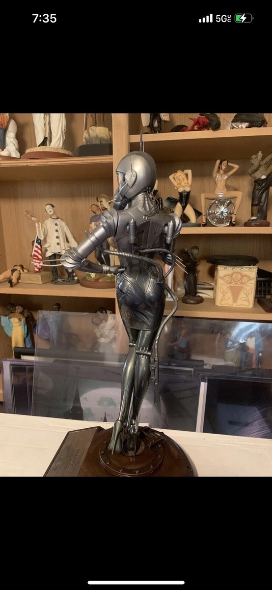 COMMANDO VENUS GRADATION HAJIME SORAYAMA WORLD 1/4 SCALE STATUE