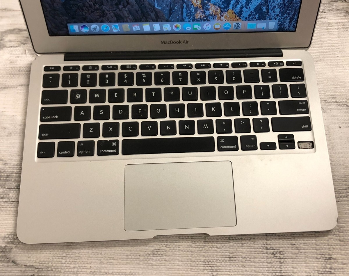 Apple MacBook Air 11-Inch Mid 2011 i5 1.6GHz 4GB RAM 60GB HDD
